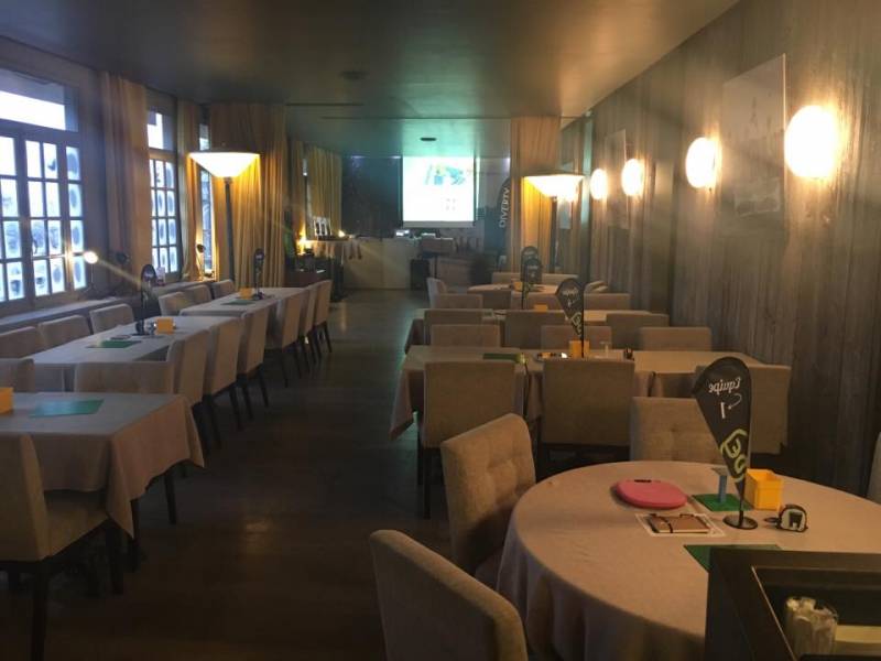 Organiser une soirée team building entreprise au restaurant O'Capot à Lyon